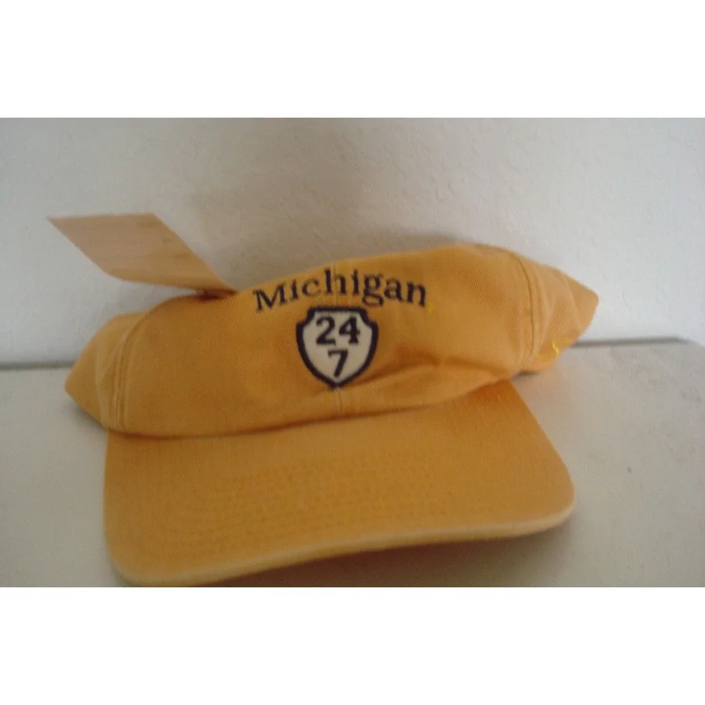 MICHIGAN WOLVERINES beach golf STRAPBACK DEADSTOCK HAT CAP VINTAGE D5